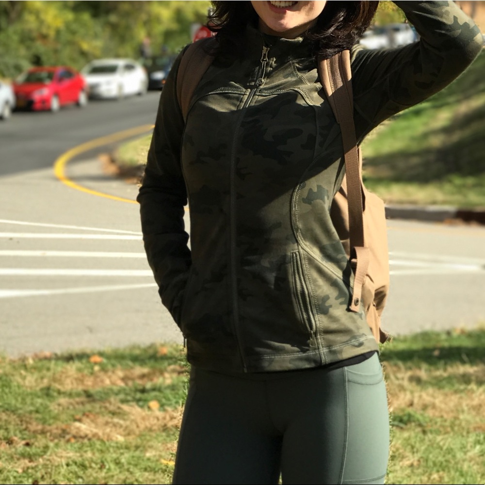 Lululemon Forme jacket Camo